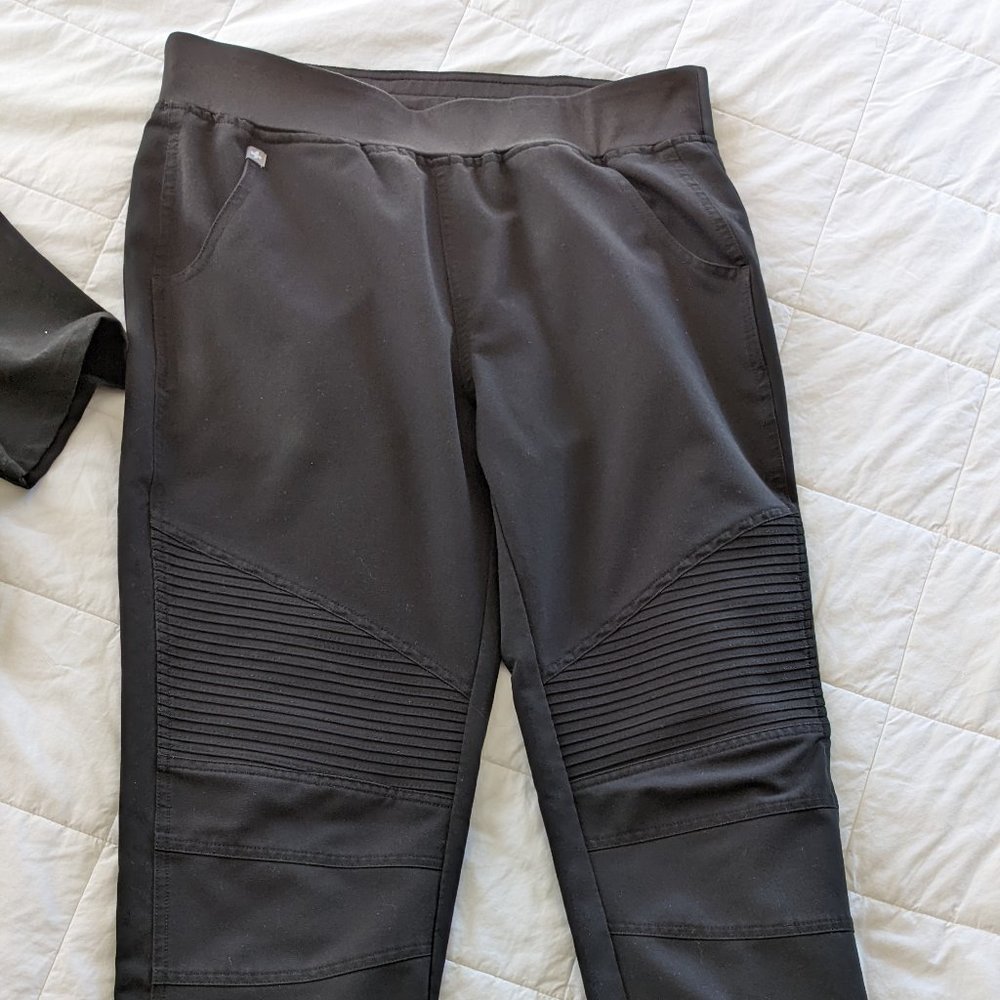 Figs Limited Edition Kanye Moto Scrub Pants in Black Size M